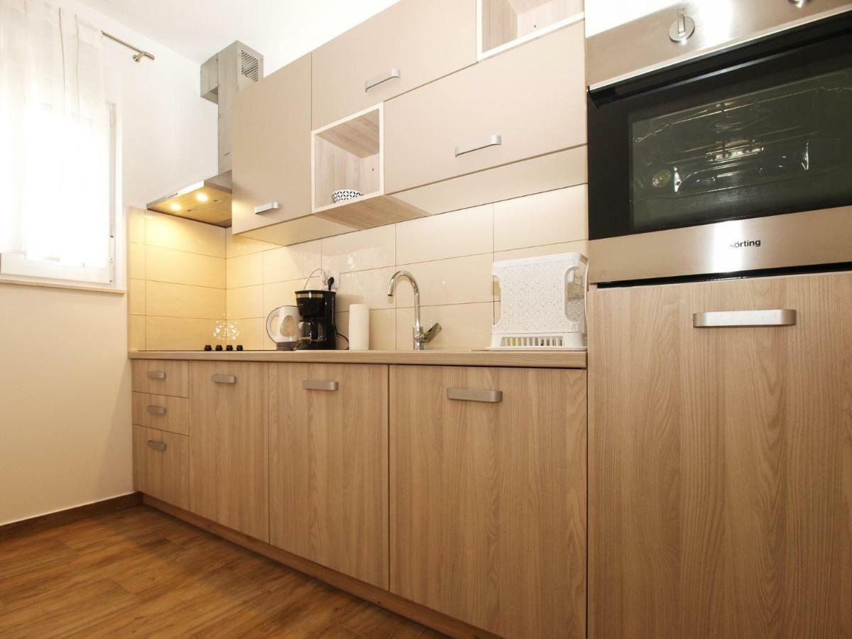 4 Stars Apartments-Pikula Fažana Kültér fotó