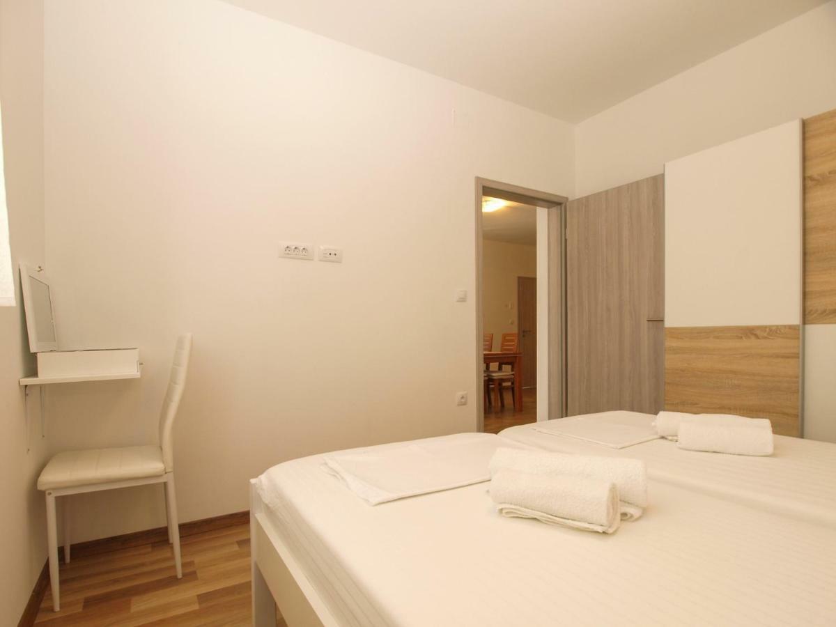 4 Stars Apartments-Pikula Fažana Kültér fotó