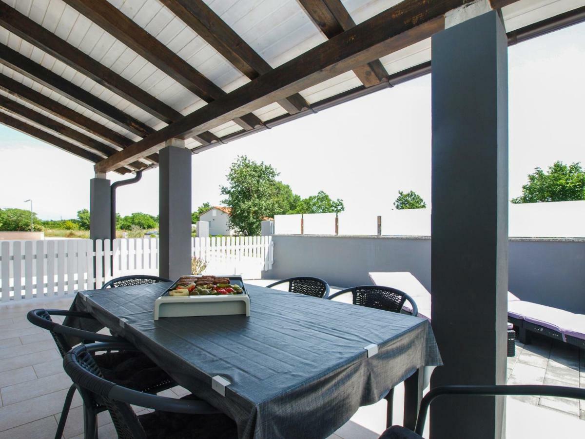 4 Stars Apartments-Pikula Fažana Kültér fotó