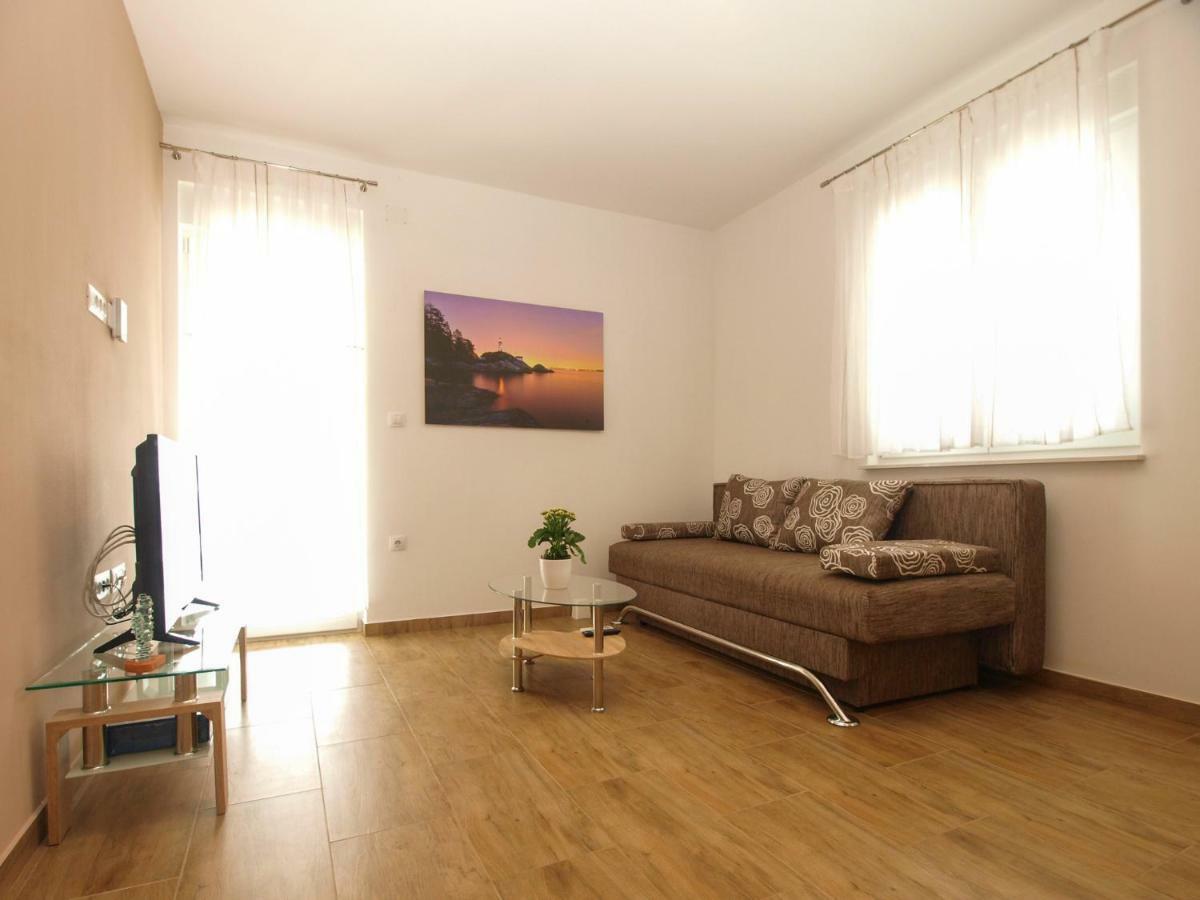 4 Stars Apartments-Pikula Fažana Kültér fotó