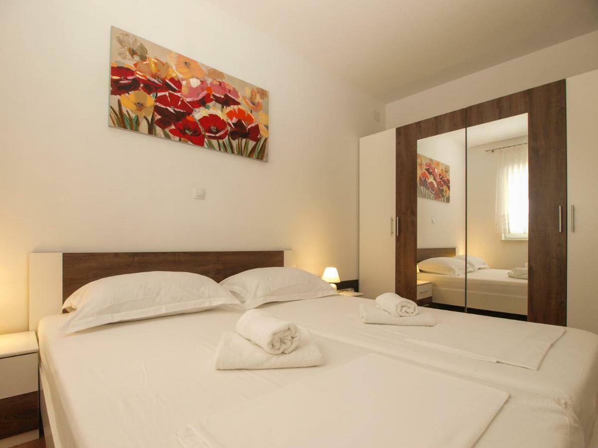 4 Stars Apartments-Pikula Fažana Kültér fotó