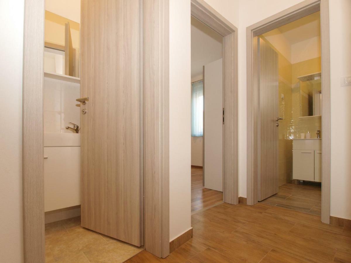 4 Stars Apartments-Pikula Fažana Kültér fotó